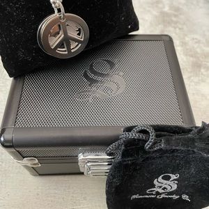 Simmons Jewelry Co. Russel Simmons line world peace stainless steel necklace